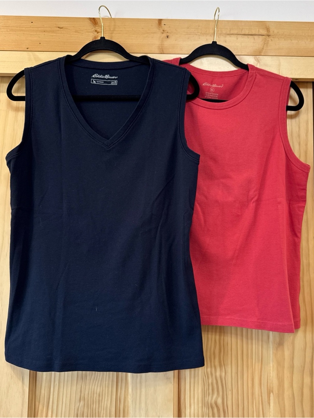 Eddie Bauer Women’s Navy V-Neck Tank & Coral Crewneck Sleeveless Top Set